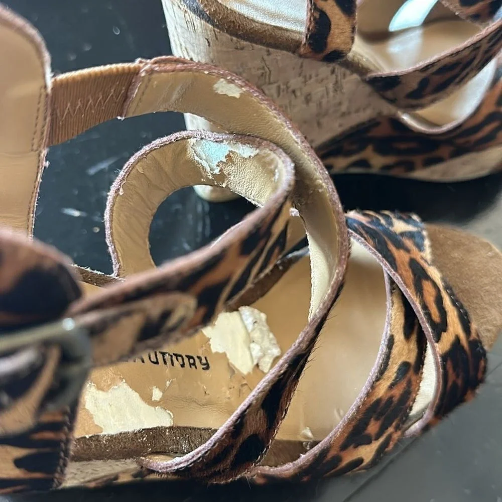 Chinese Laundry Cheetah Wedge